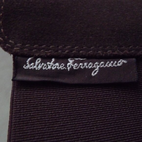 SALVATORE FERRAGAMO TRENDY BROWN SUEDE ALMOND TOE CHELSEA BOOTIES MADE  ITALY 9 - Picture 2 of 9